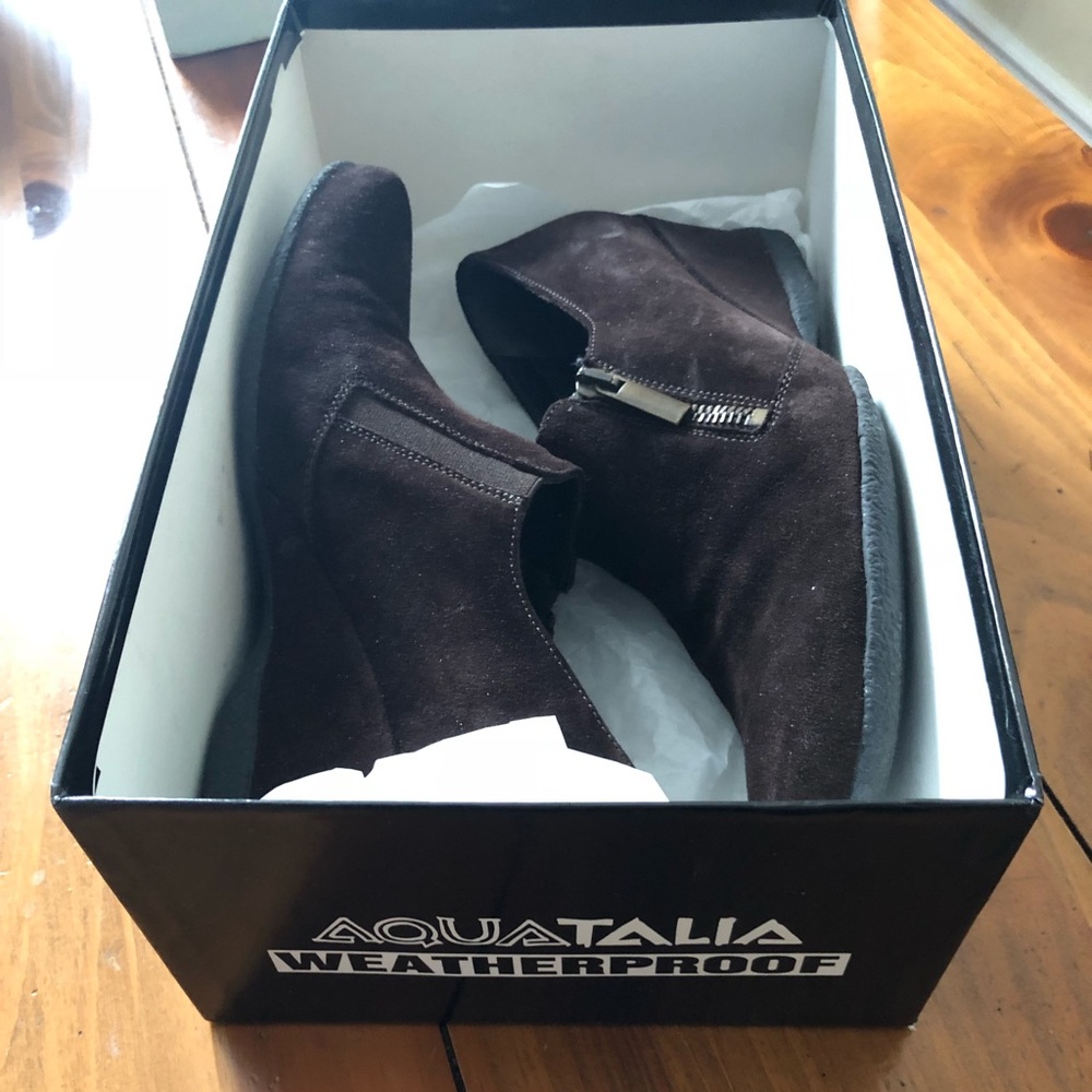 Aquatalia made in Italy suede shoes